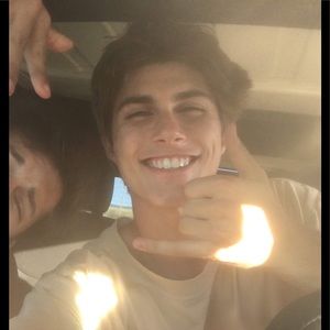 Meet your Posher, Davis